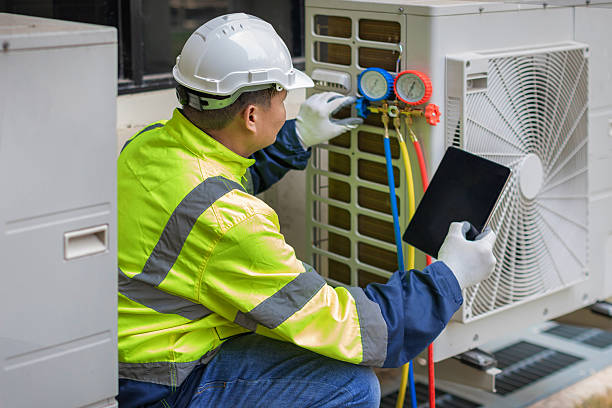 Professional Hvac technician working in Canton, MI